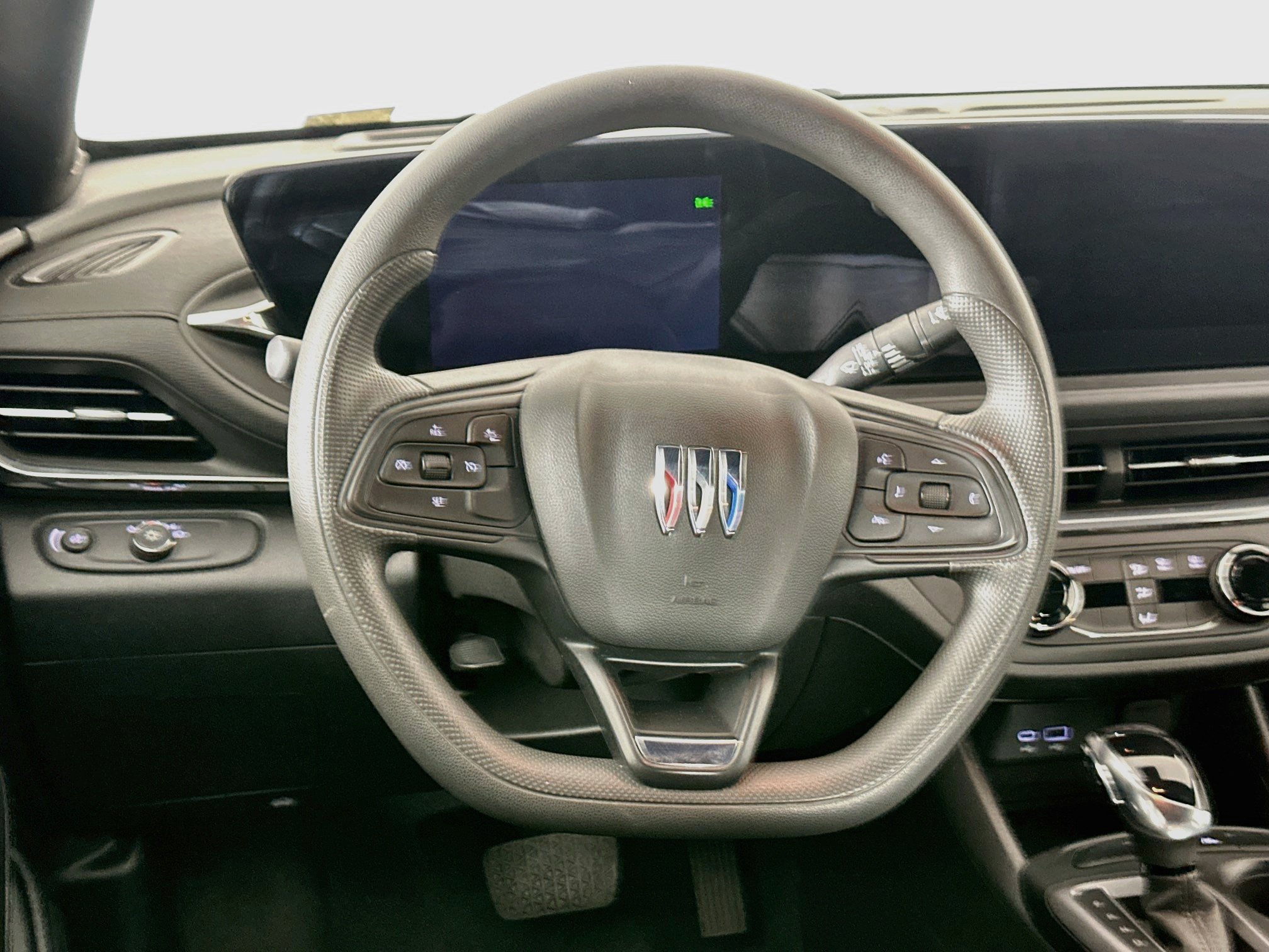 Used 2026 Buick Envista Preferred FWD image 17