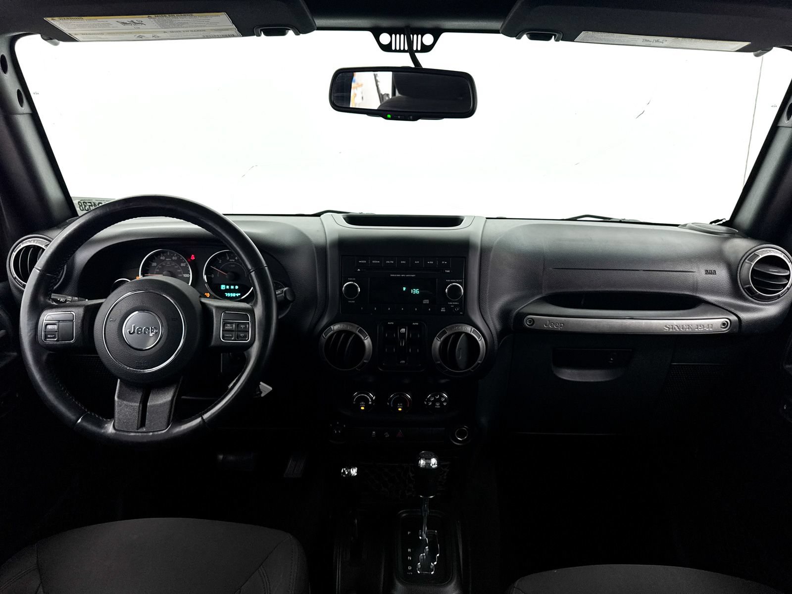 Used 2018 Jeep Wrangler Unlimited Sport S AWD/4WD image 14