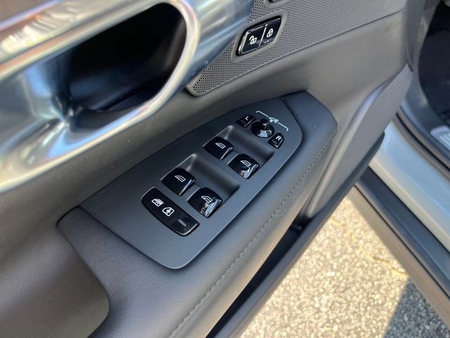 Used 2024 Volvo V90 B6 Cross Country Plus image 14