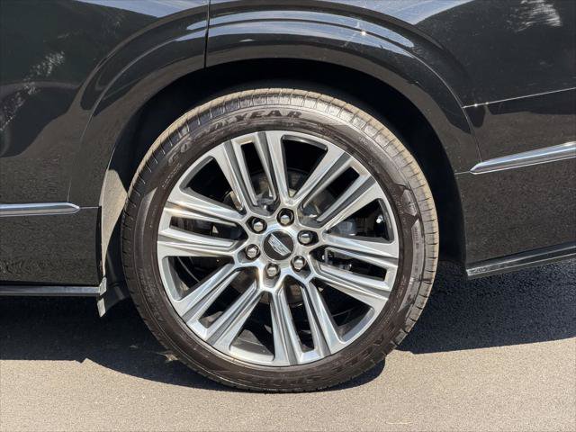 Used 2026 Cadillac Vistiq Platinum w/ LPO, Floor Liner Package AWD/4WD image 10