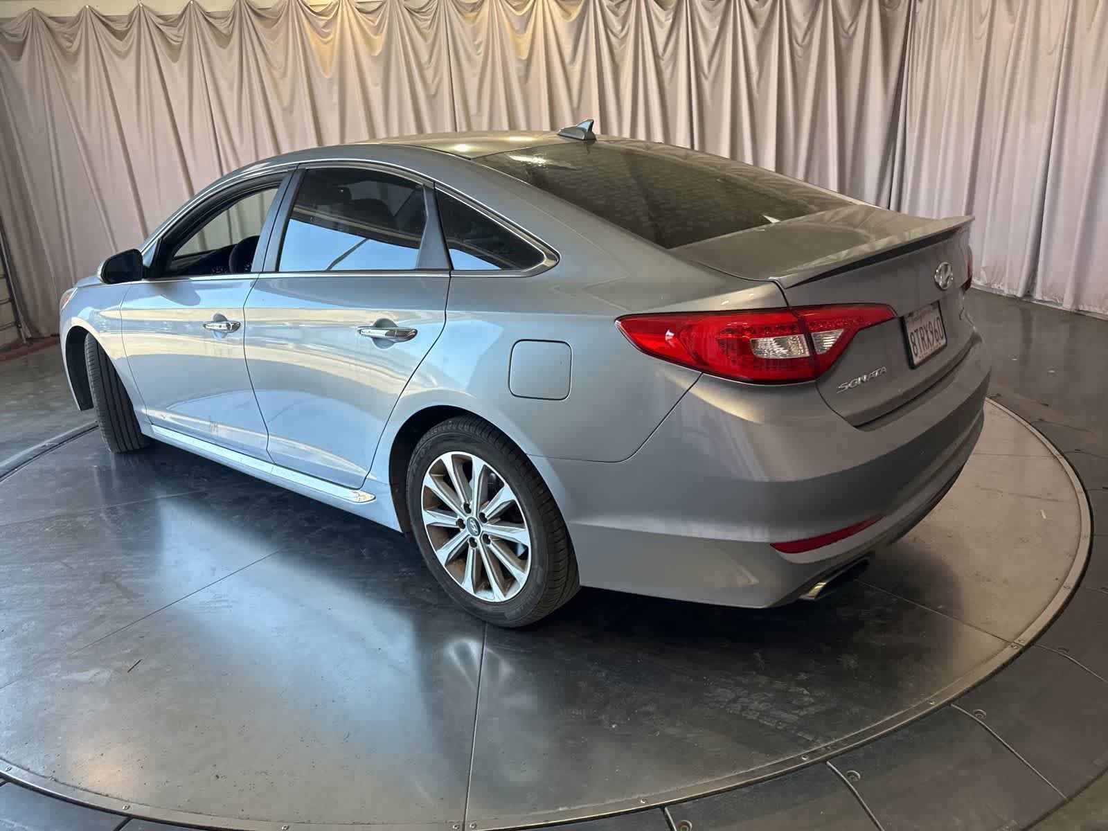 Used 2016 Hyundai Sonata Limited w/ Cargo Package FWD image 7