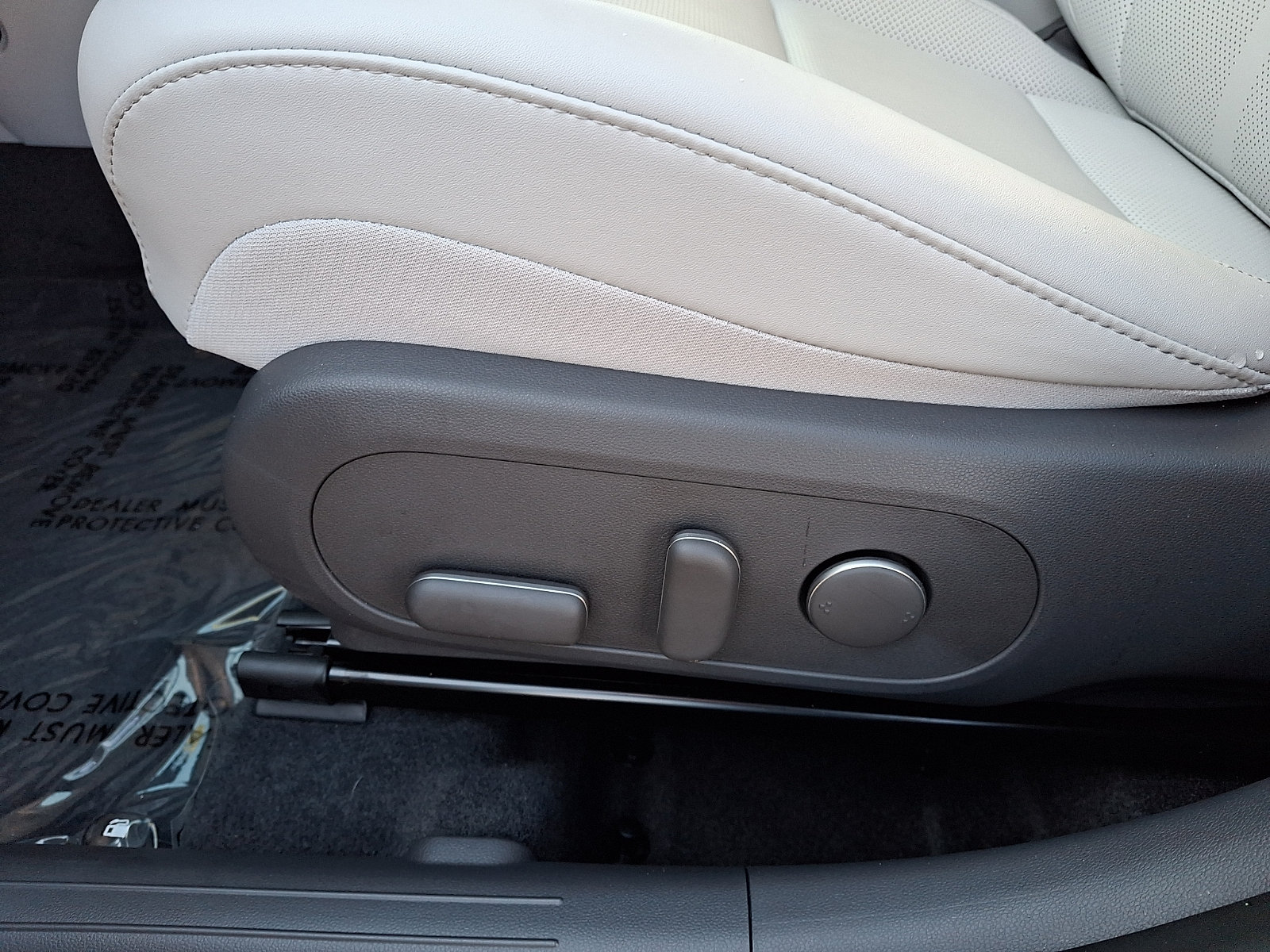 Used 2026 Hyundai Kona Limited FWD image 14