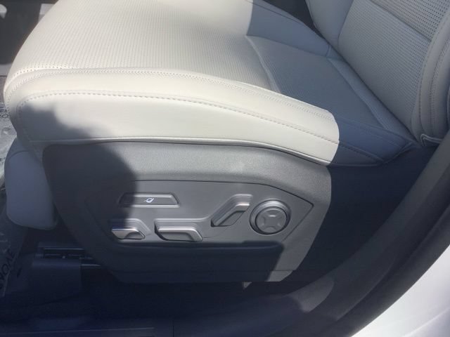 Certified 2026 Hyundai Santa Fe Calligraphy AWD/4WD image 17