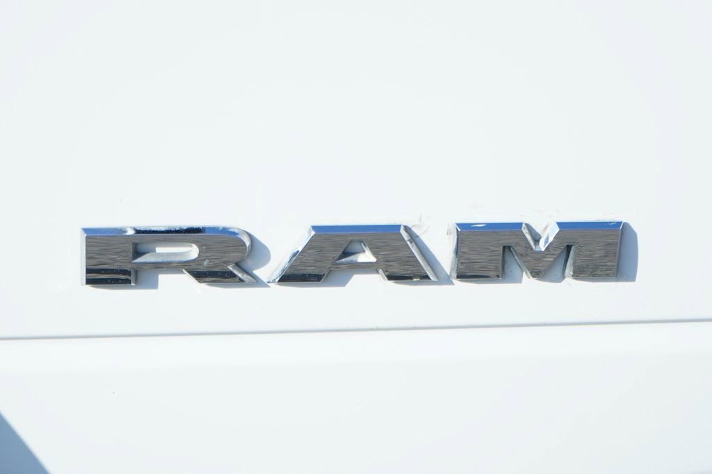 Used 2022 RAM 5500 Tradesman w/ Chrome Appearance Group image 53