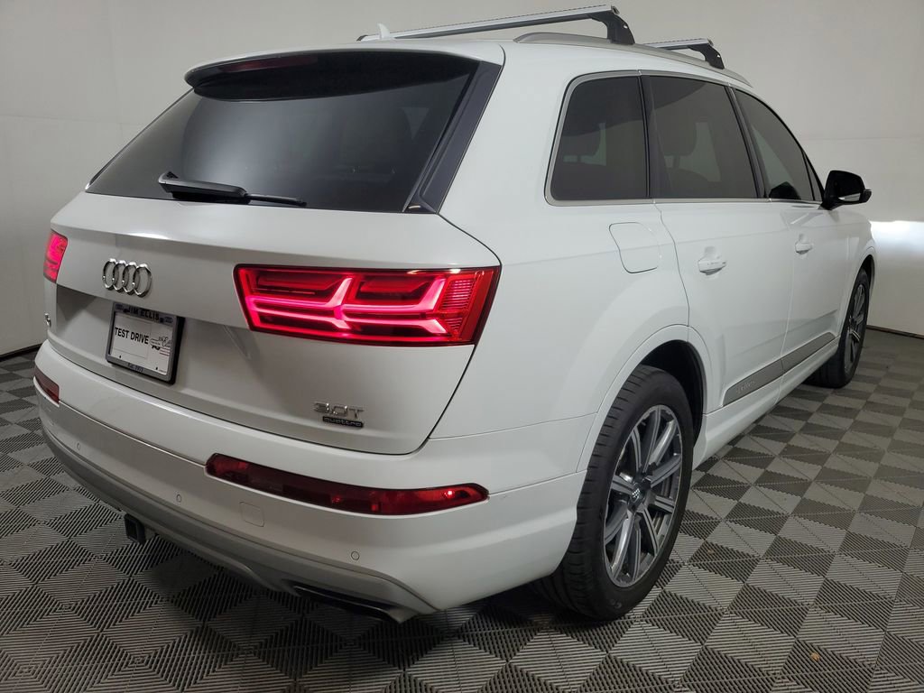Used 2017 Audi Q7 3.0T Premium Plus image 6