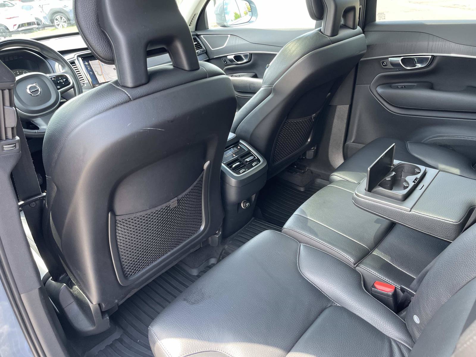 Used 2020 Volvo XC90 T6 Momentum w/ Protection Package Premier AWD/4WD image 32