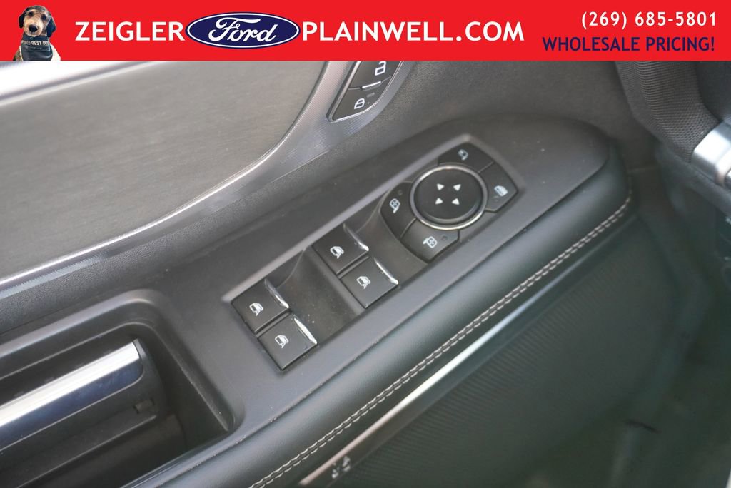 Used 2025 Ford Expedition Platinum image 33