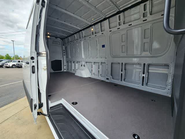 Used 2026 Mercedes-Benz Sprinter 2500 image 19