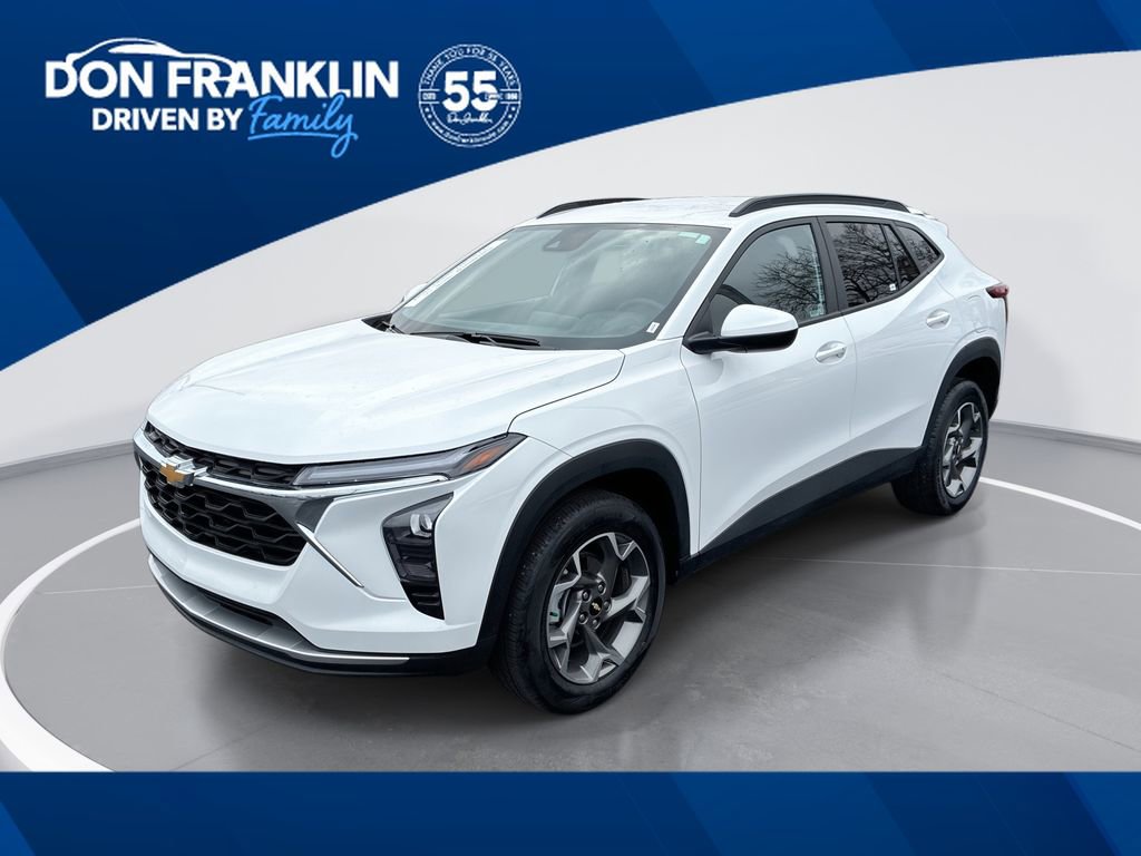 Used 2025 Chevrolet Trax LT w/ LT Convenience Package