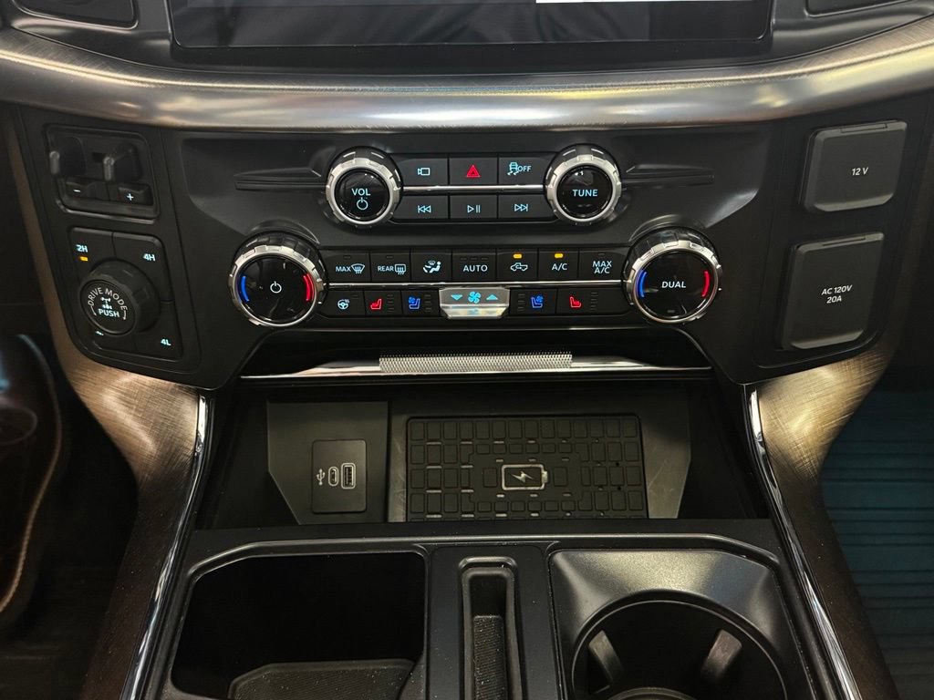 Used 2025 Ford F150 King Ranch w/ FX4 Off-Road Package AWD/4WD image 19