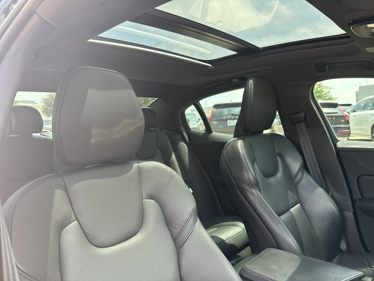 Certified 2023 Volvo S60 B5 Plus w/ Climate Package FWD image 13