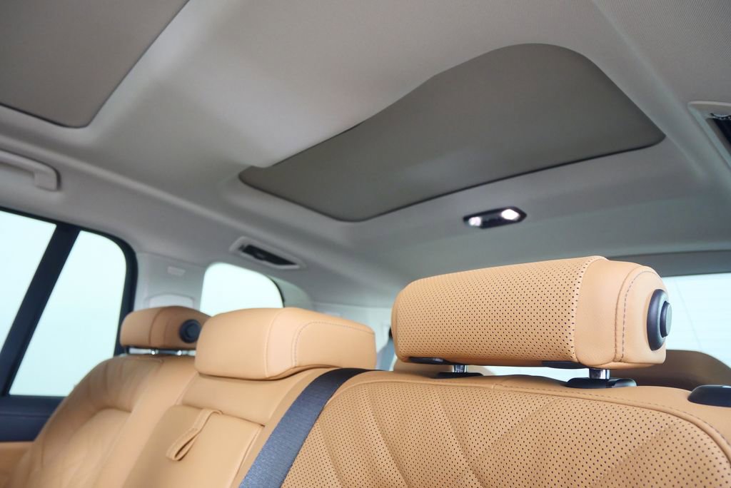 Used 2026 BMW X7 xDrive40i w/ Premium Package image 16