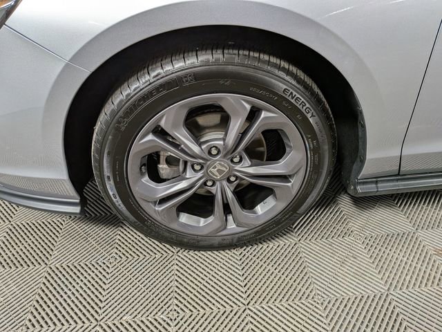 Used 2023 Honda Accord EX image 31