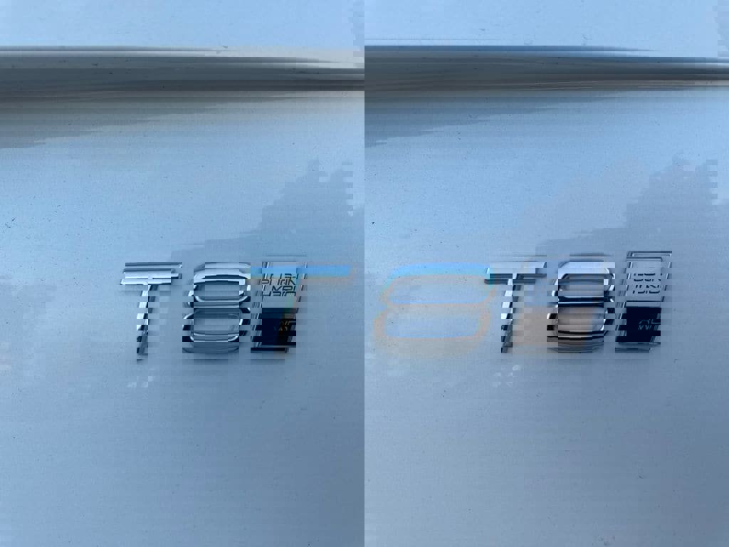 New 2026 Volvo XC90 T8 Ultra w/ Protection Package Premier image 9