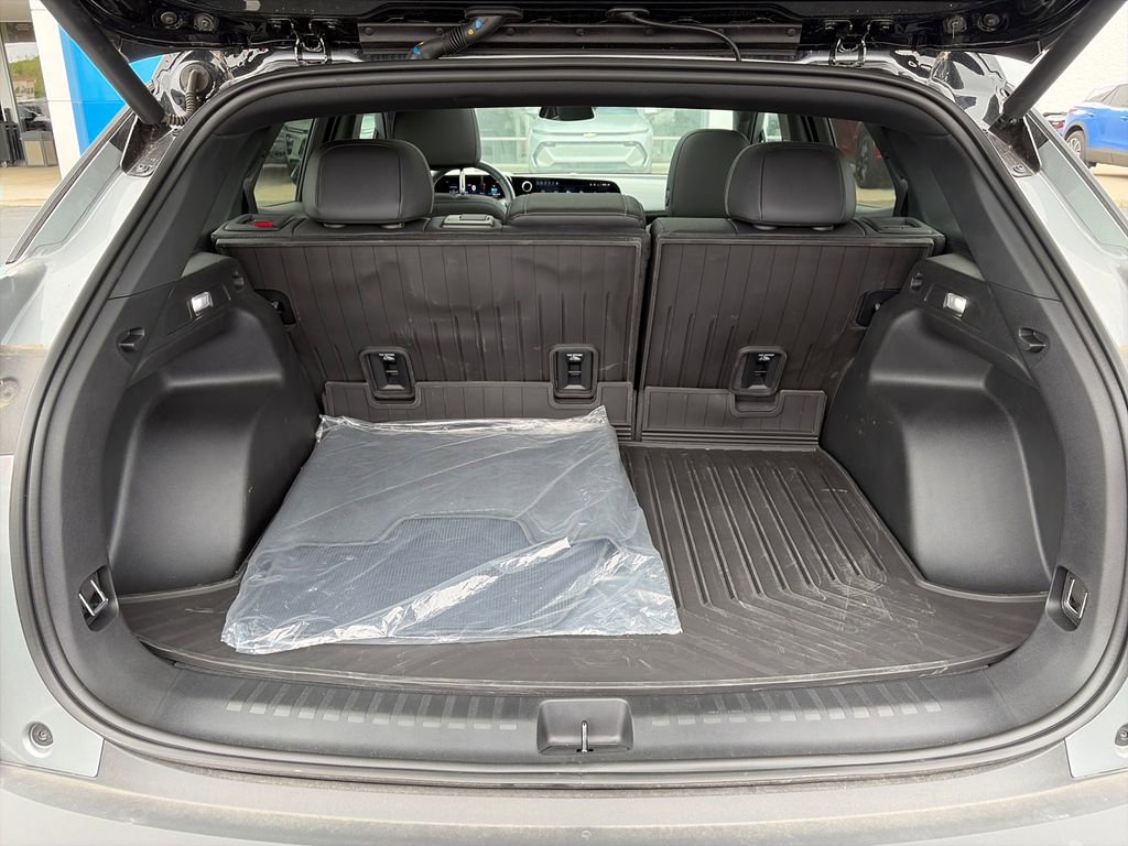 New 2025 Chevrolet Blazer EV LT AWD/4WD image 5