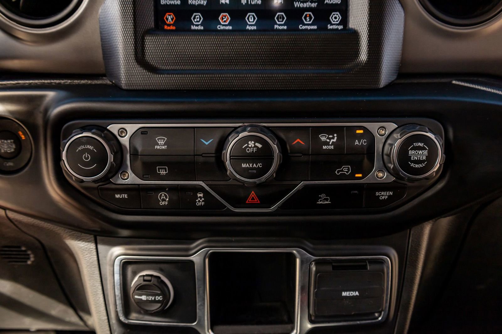 Used 2022 Jeep Gladiator Sport image 26