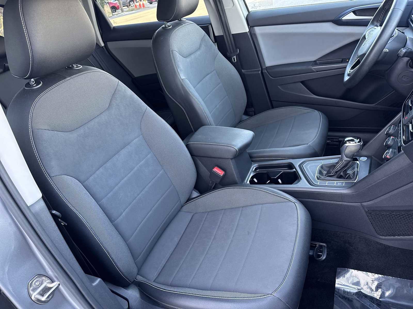 Used 2022 Volkswagen Taos SE image 20