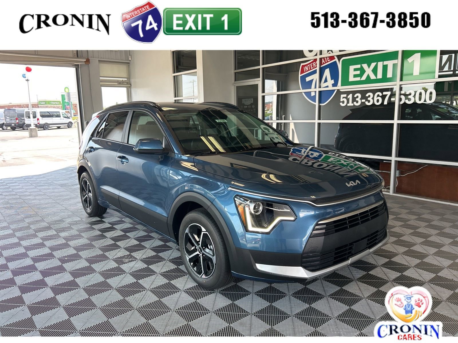 New 2025 Kia Niro EX image 1