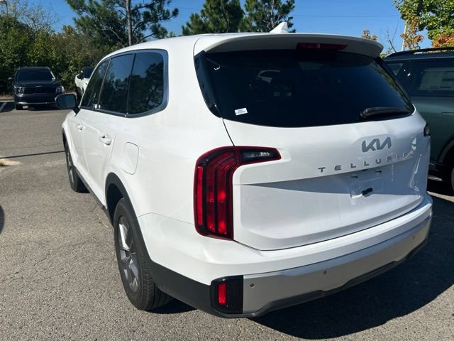 Used 2024 Kia Telluride LX FWD image 5