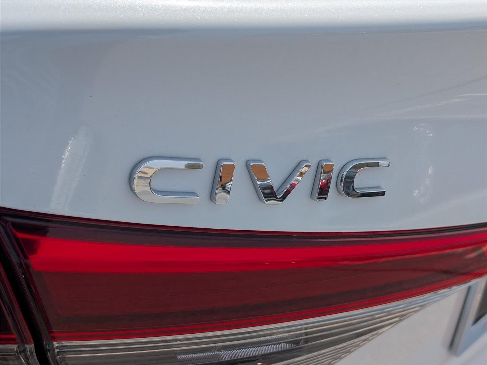 Used 2022 Honda Civic Sport image 9