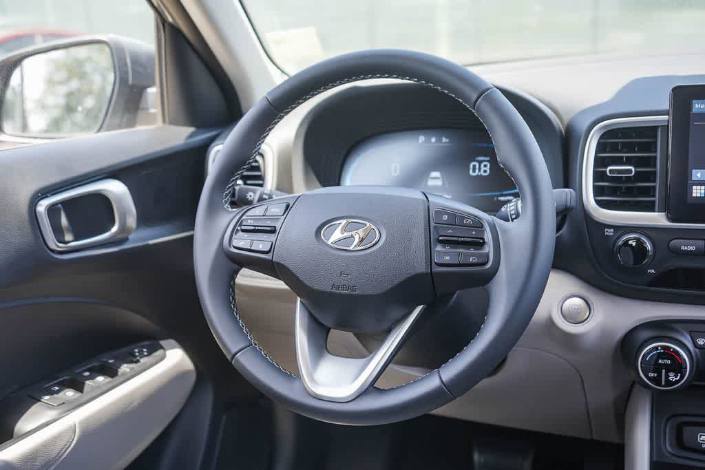 New 2026 Hyundai Venue SEL FWD image 15