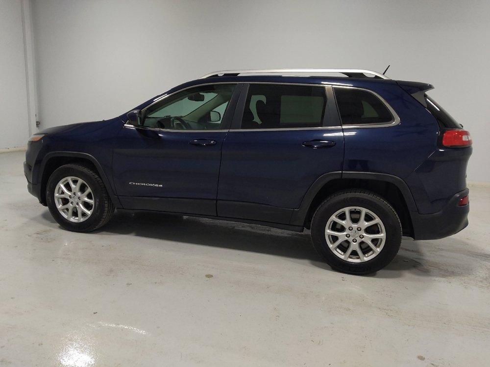 Used 2015 Jeep Cherokee Latitude w/ Cold Weather Group image 3