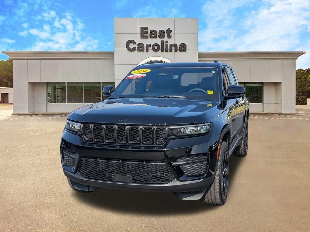 Certified 2024 Jeep Grand Cherokee Altitude AWD/4WD image 7