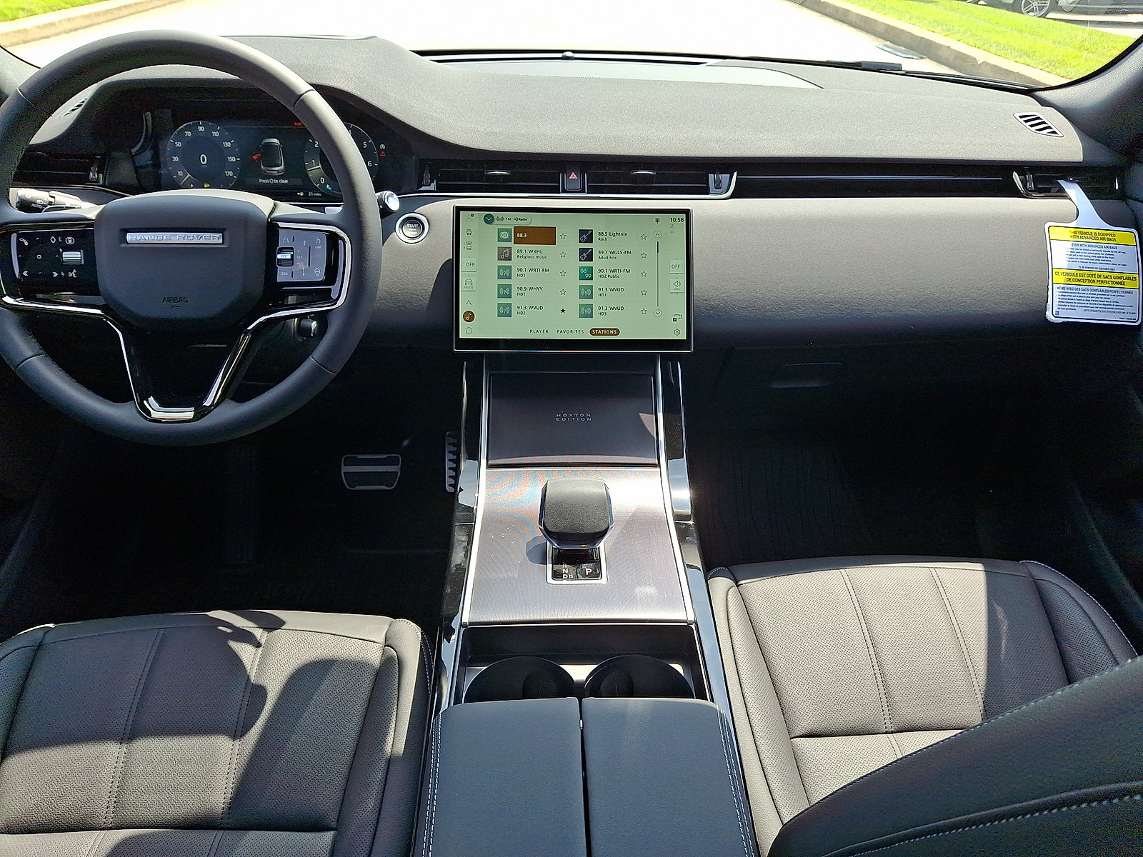New 2026 Land Rover Range Rover Evoque Hoxton AWD/4WD image 13