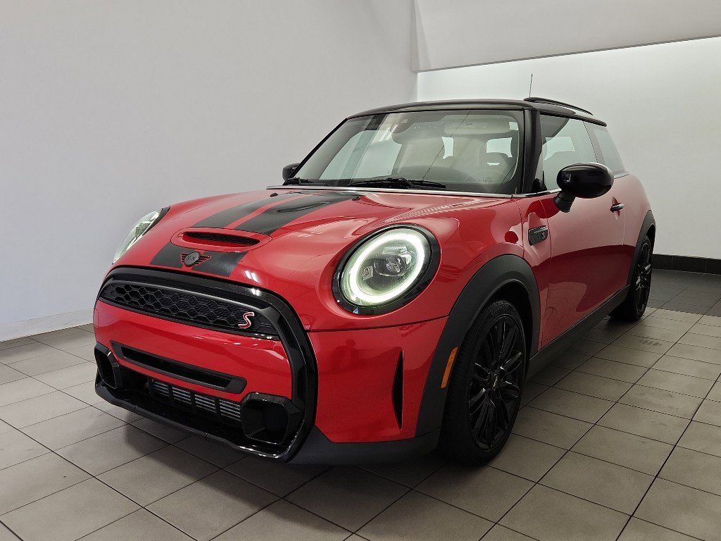 Used 2024 MINI Cooper S image 3