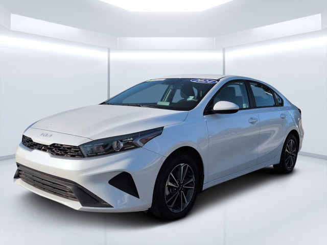 Used 2024 Kia Forte LXS FWD image 7
