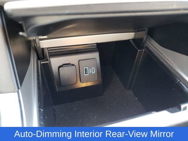 Used 2023 Ford Explorer XLT w/ Equipment Group 202A image 28