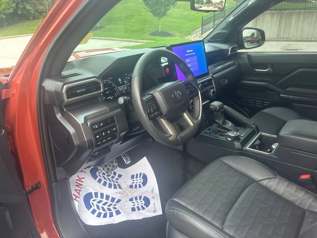 Used 2025 Toyota Tacoma TRD Sport w/ TRD Sport Premium Package AWD/4WD image 30