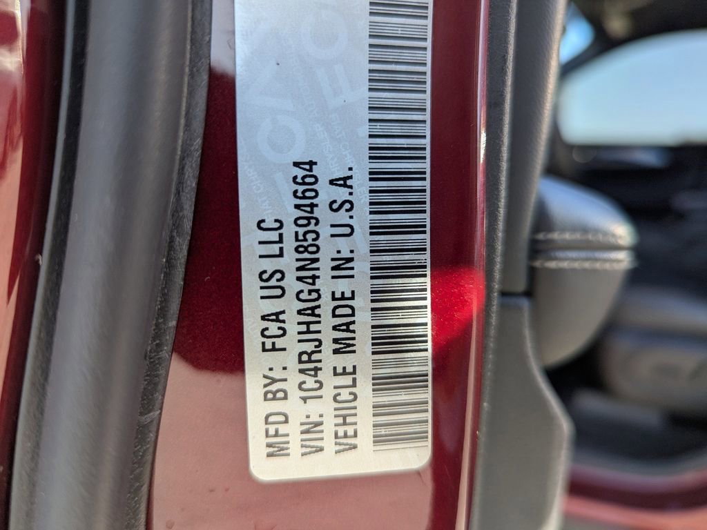 Used 2022 Jeep Grand Cherokee Altitude image 33