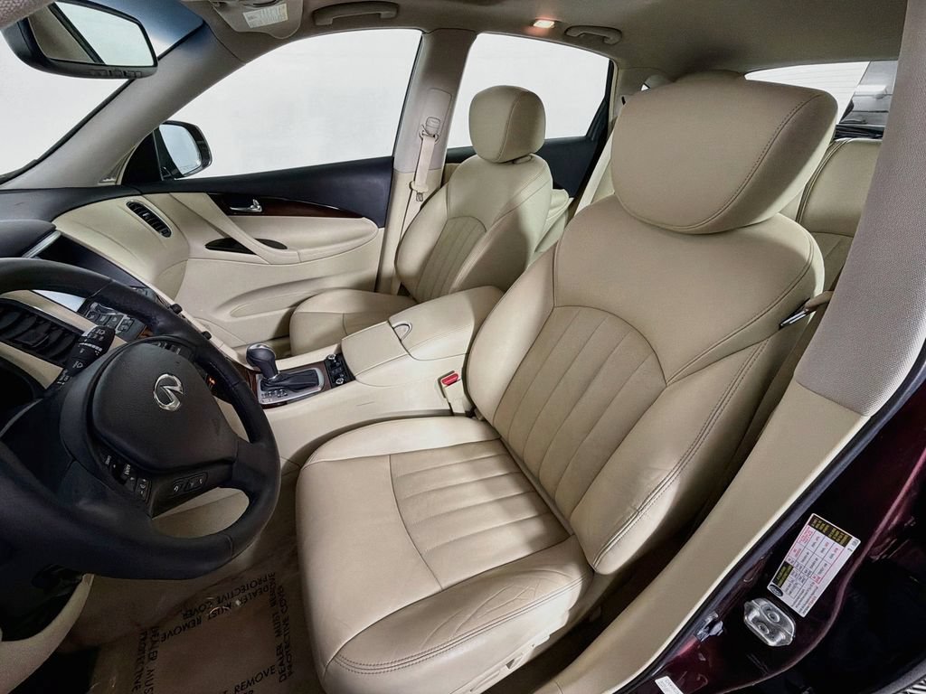Used 2016 INFINITI QX50 AWD w/ Deluxe Touring Package image 22