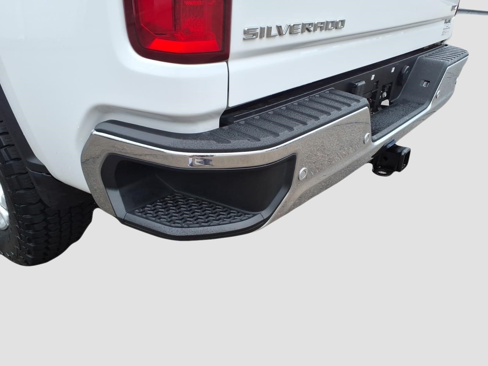 Used 2023 Chevrolet Silverado 3500 LTZ w/ LTZ Plus Package AWD/4WD image 16
