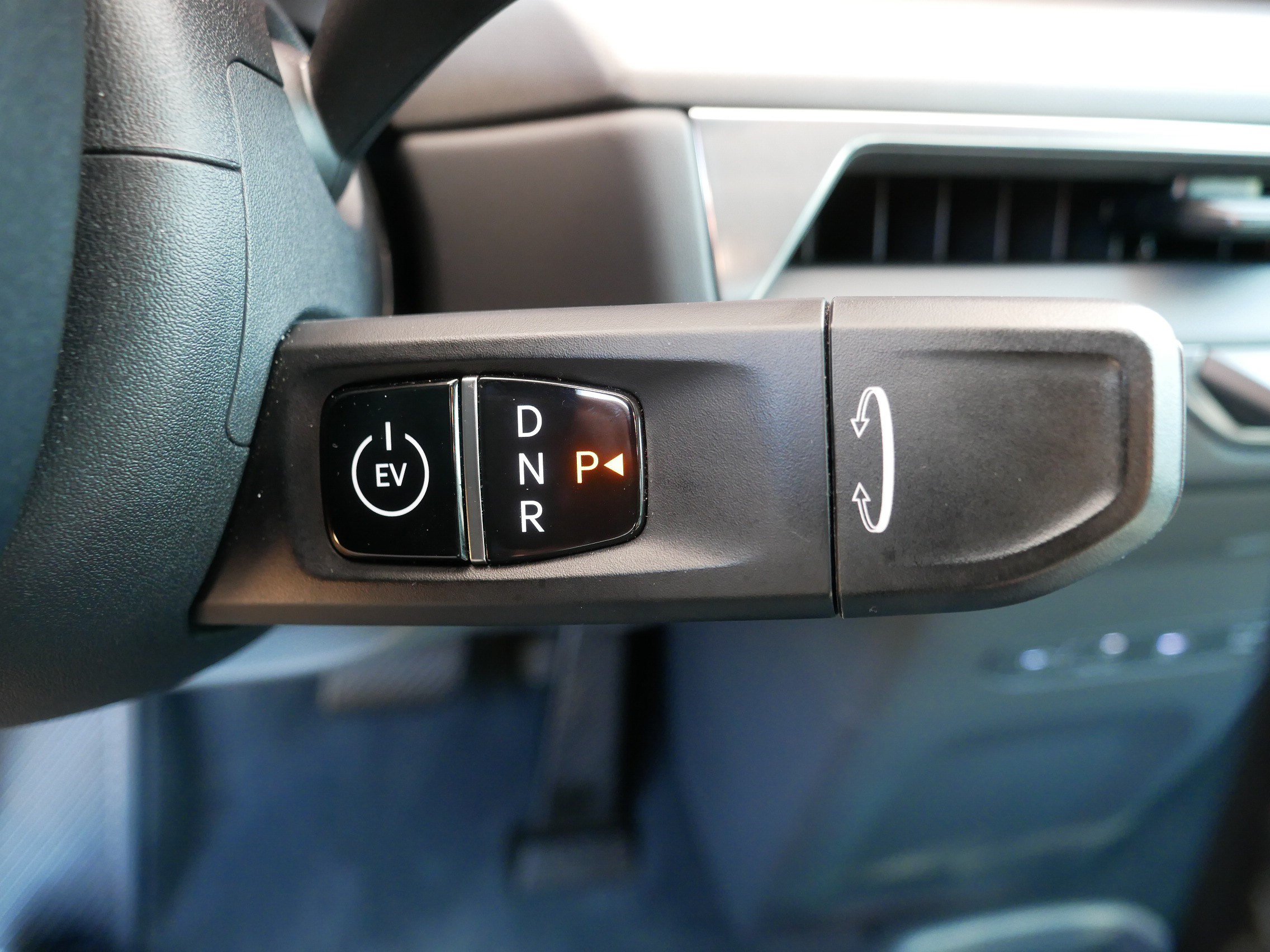 Used 2024 Kia EV9 Land AWD/4WD image 24