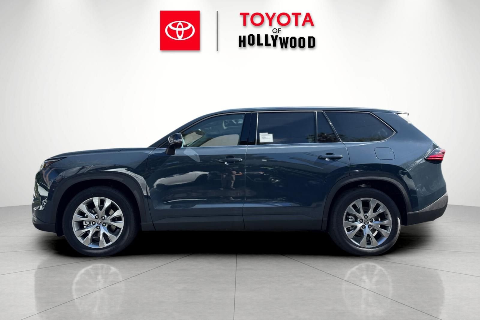 New 2026 Toyota Grand Highlander Limited image 9