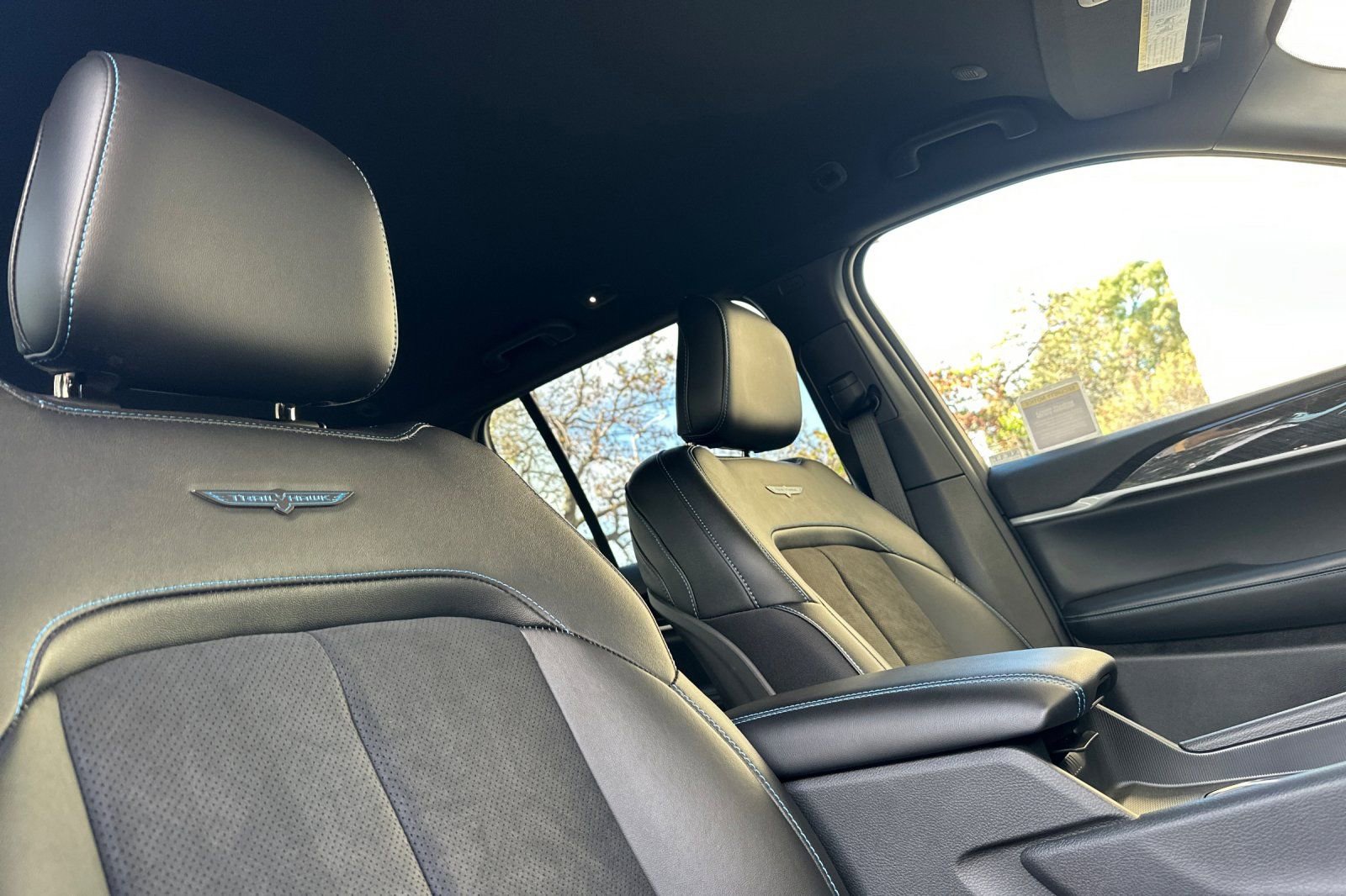 New 2023 Jeep Grand Cherokee Trailhawk w/ Advanced Protech Group II image 16