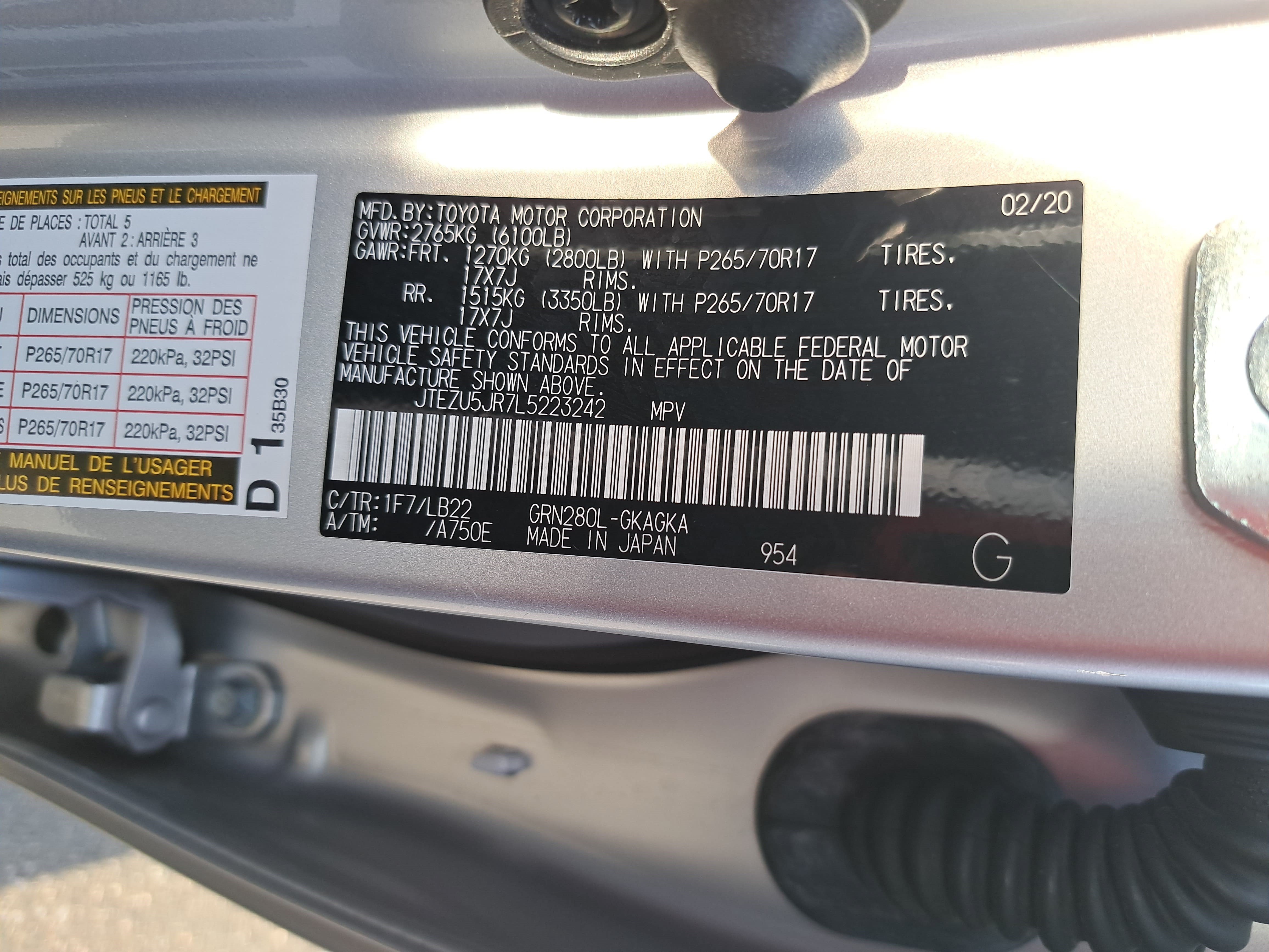 Used 2020 Toyota 4Runner SR5 Premium w/ Moonroof Package RWD image 34