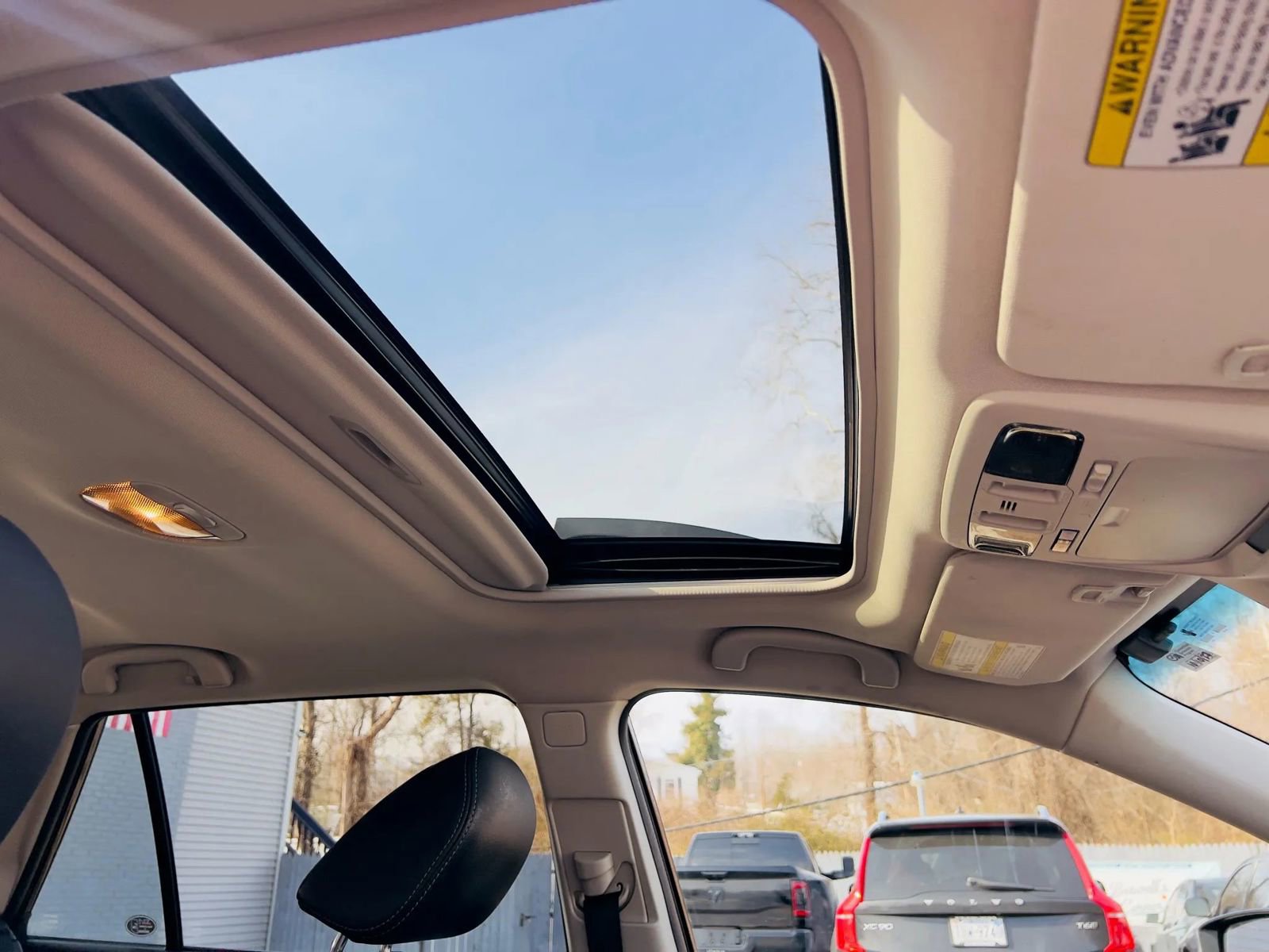 Used 2017 Subaru Outback 3.6R Limited image 17