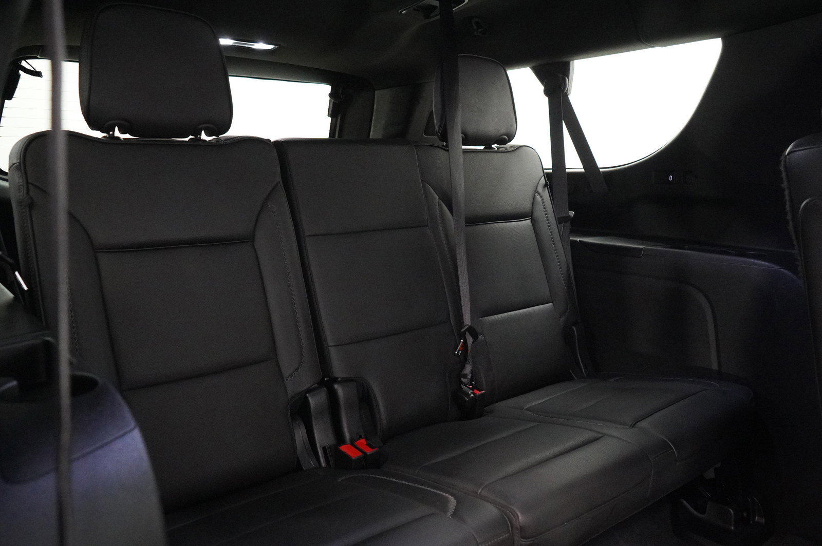 Used 2022 GMC Yukon XL Denali image 12