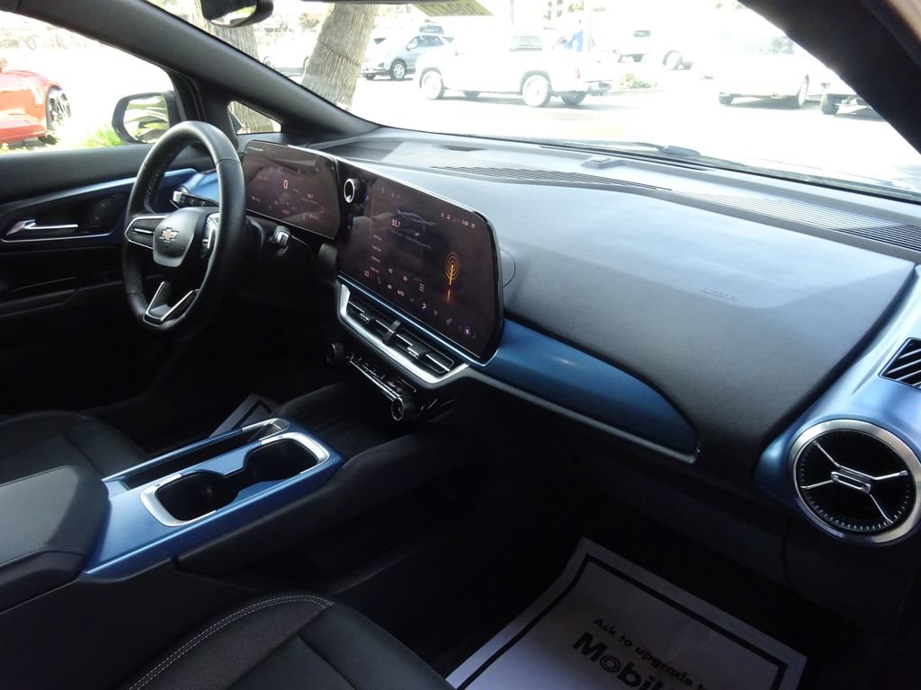 Certified 2024 Chevrolet Equinox EV LT w/ LPO, Blackout Package FWD image 15