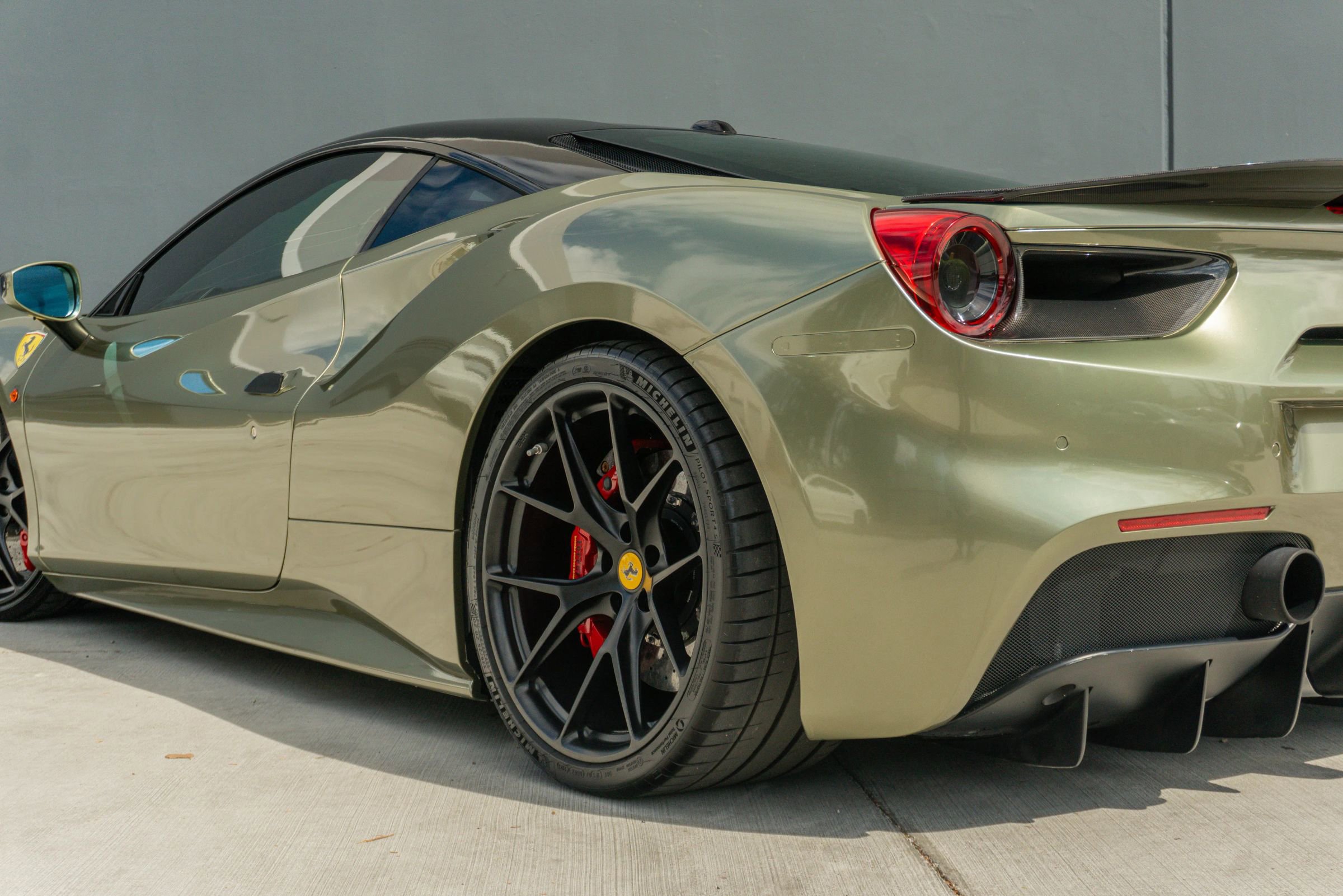 Used 2018 Ferrari 488 GTB image 51