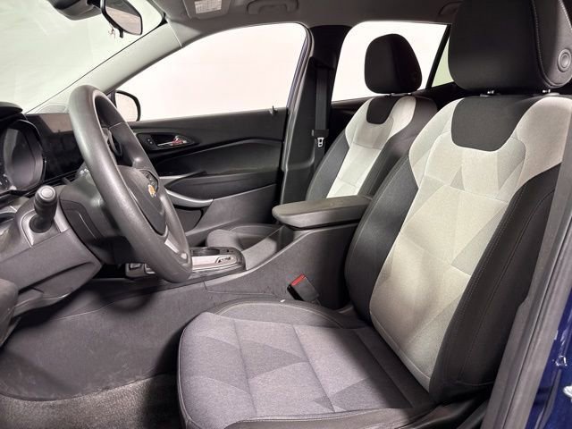 Used 2024 Chevrolet Trax LS FWD image 13
