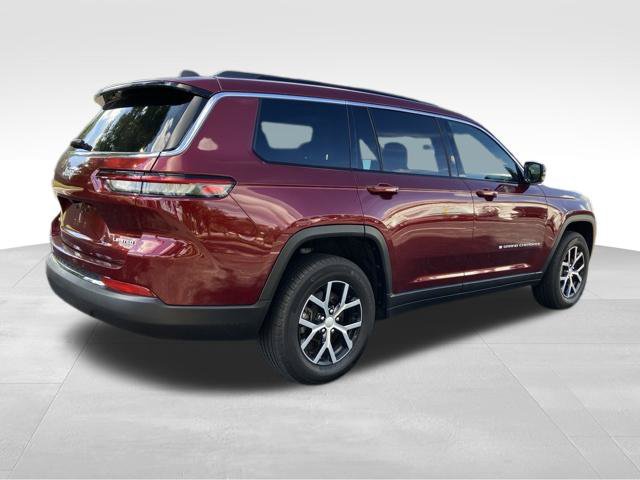 Used 2025 Jeep Grand Cherokee L Limited w/ Trailer Tow Package AWD/4WD image 5