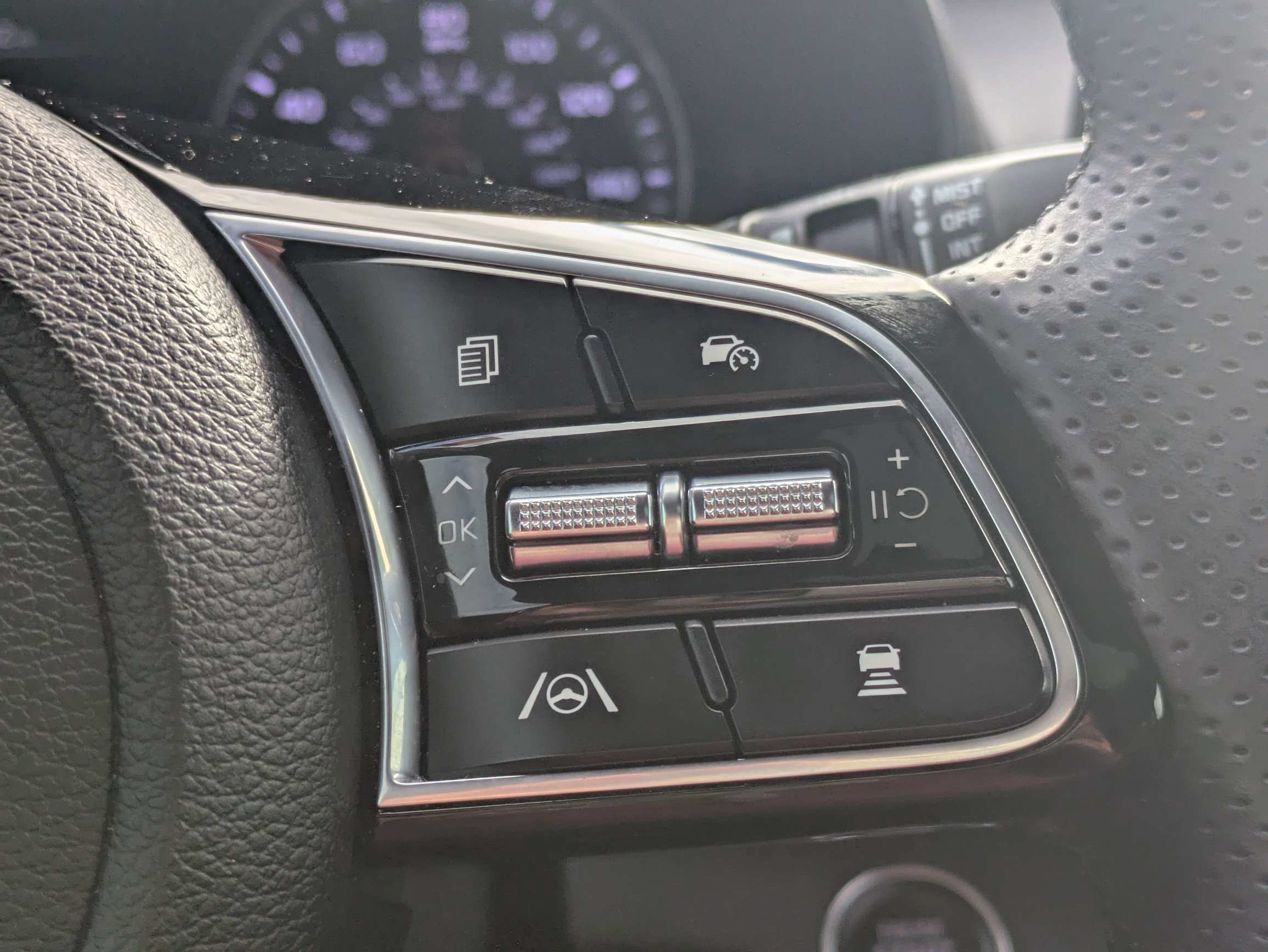Used 2023 Kia Forte GT-Line w/ GT-Line Premium Package FWD image 24