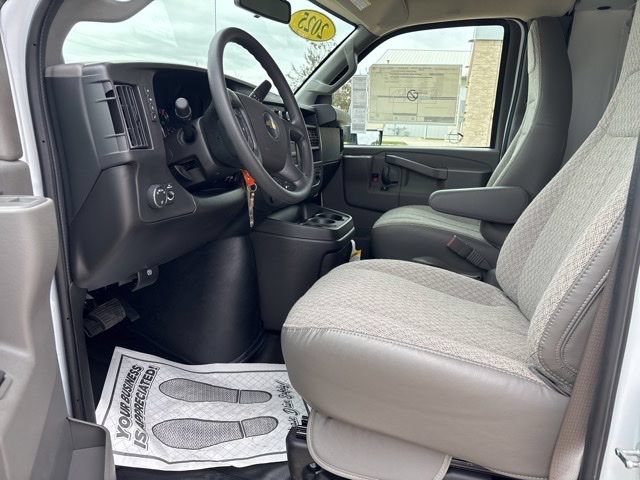 New 2025 Chevrolet Express 3500 w/ Power Convenience Package RWD image 28