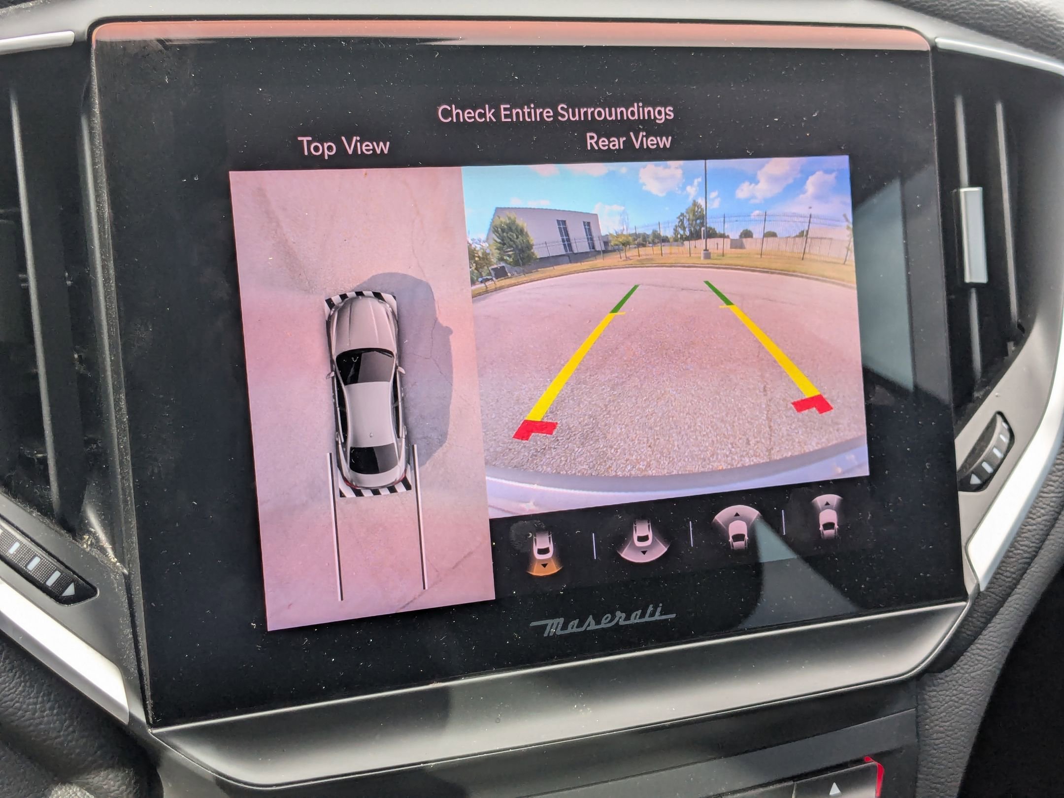 Certified 2022 Maserati Ghibli Modena Q4 image 16