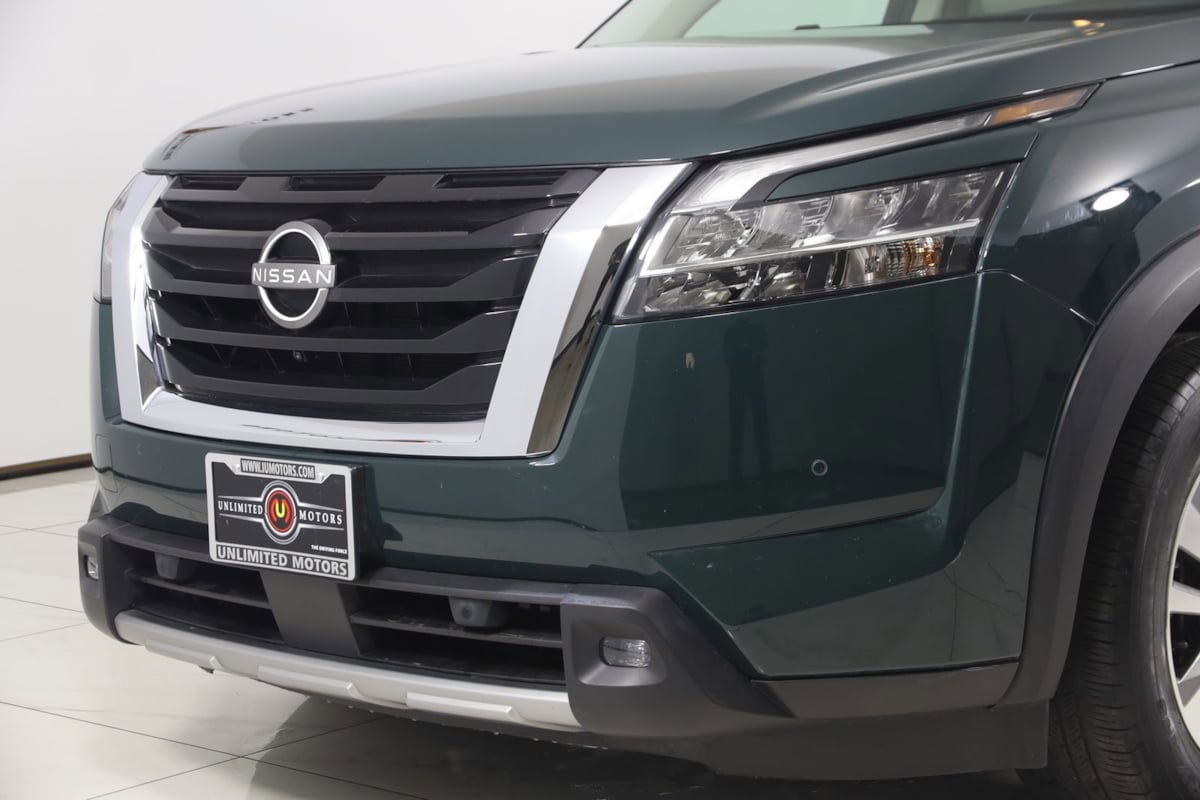 Used 2022 Nissan Pathfinder SL AWD/4WD image 55