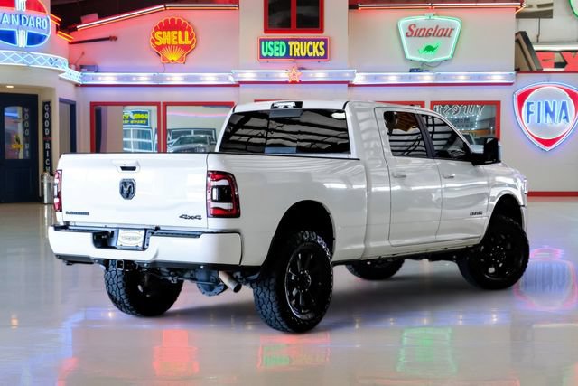 Used 2023 RAM 2500 Laramie w/ Night Edition AWD/4WD image 3